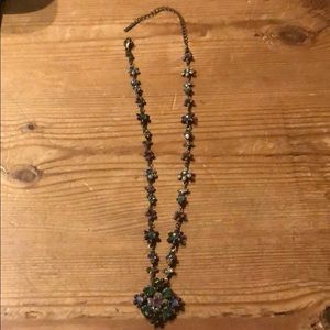 Gorgeous Swarovski-like necklace